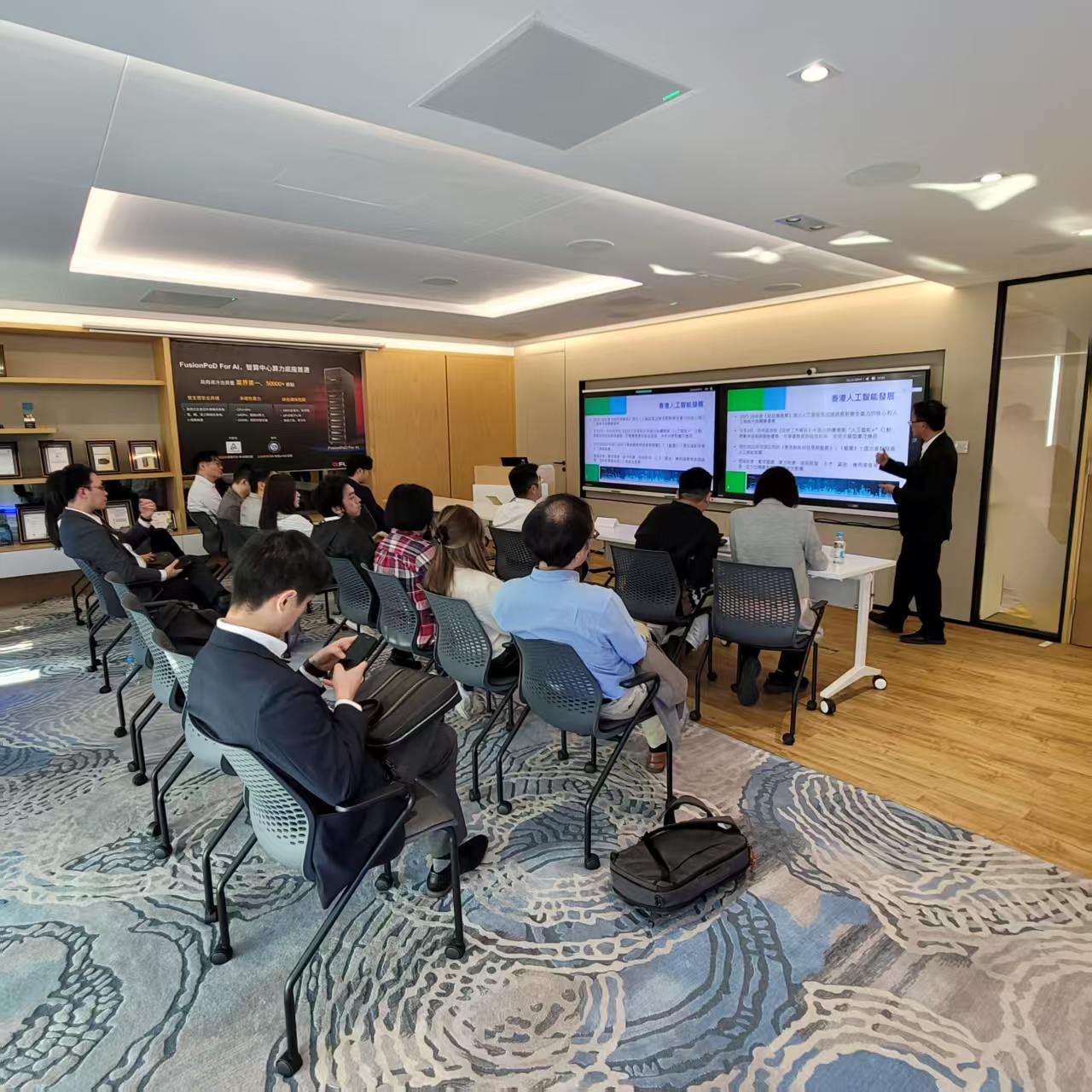 【大灣區低空經濟聯盟(LAEA) 與香港大學(HKU) 合辦低空峰會】